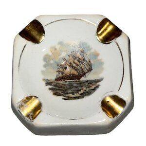 𝅺LIMOGES small Sailing boat ashtray with gold tone